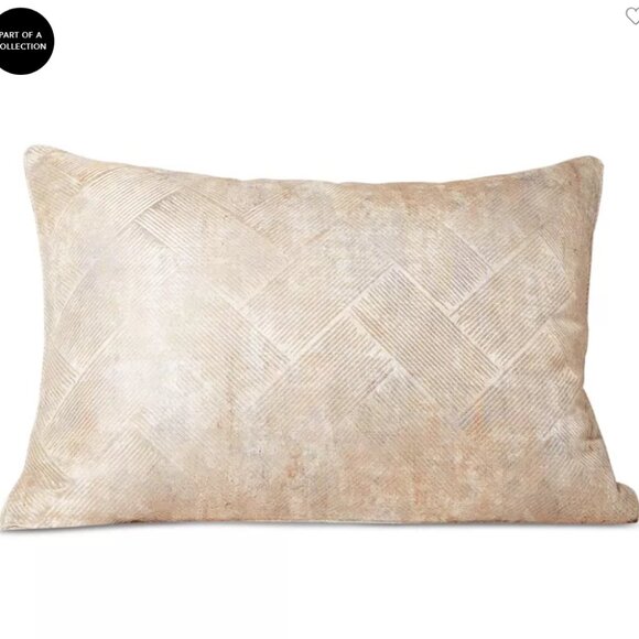 Hudson Park Collection Linear Sandstone King Duvet & 2 King Shams - Picture 4 of 7